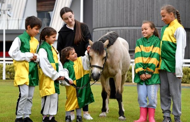 Aintree Racecourse - Learn to Ride Summer School